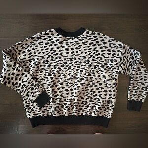 Women’s T Tahari Animal Print Sweater Sz L